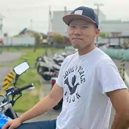 インストラクター