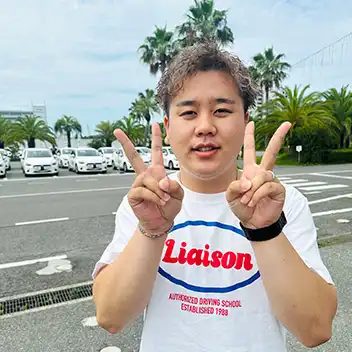 インストラクター